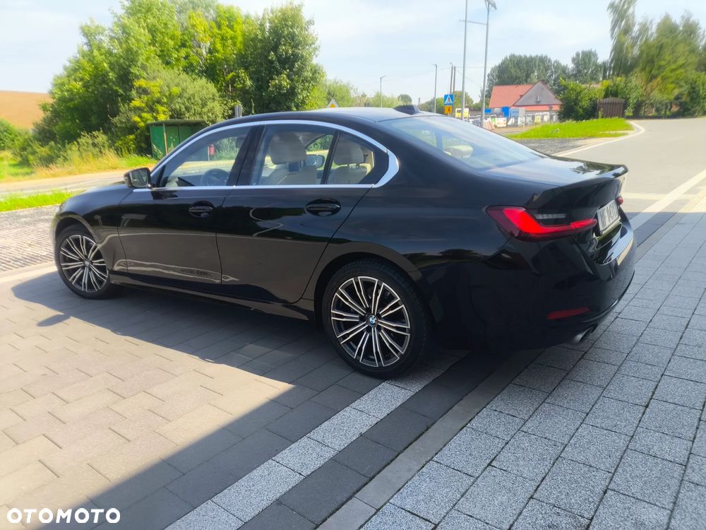 BMW Seria 3 320i - 6