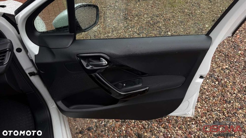 Peugeot 208 1.2 VTi Style - 38