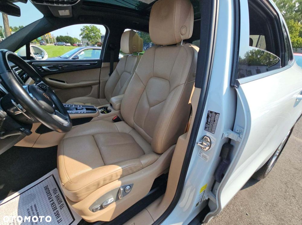 Porsche Macan Standard - 10