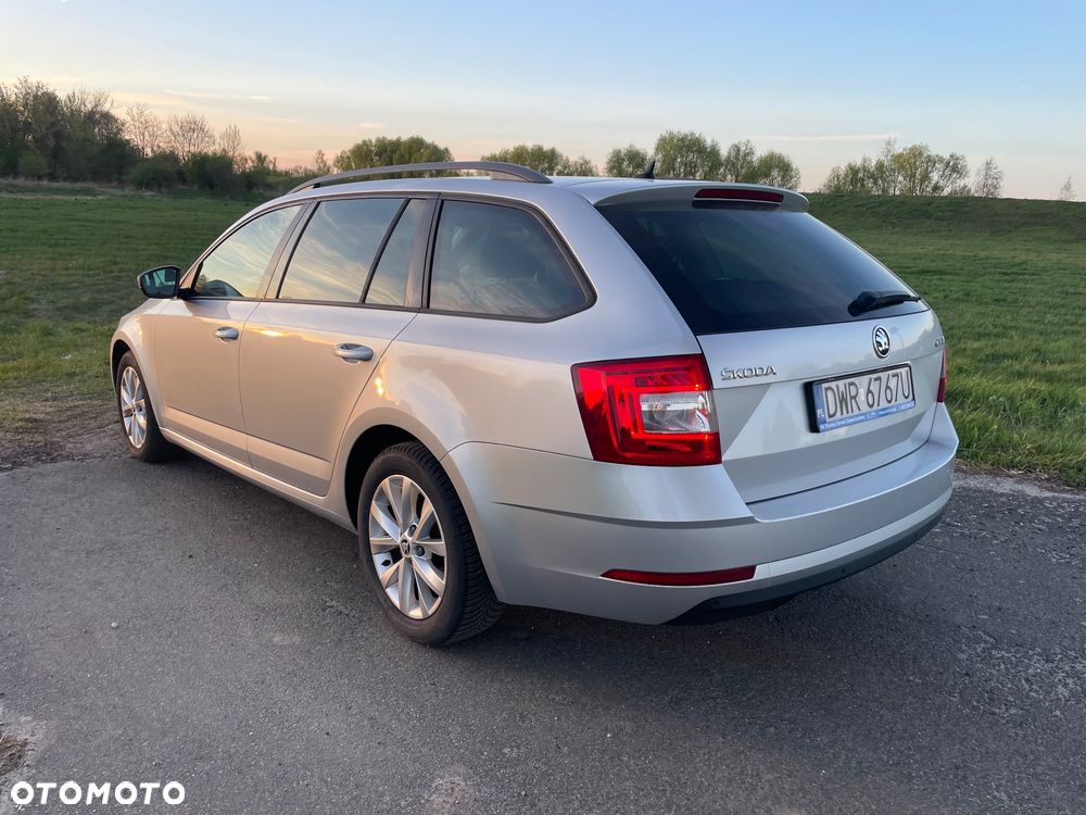 Skoda Octavia - 2