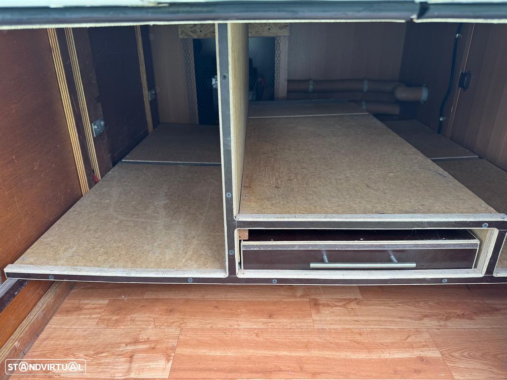 Ford Trigano Trigano - 8