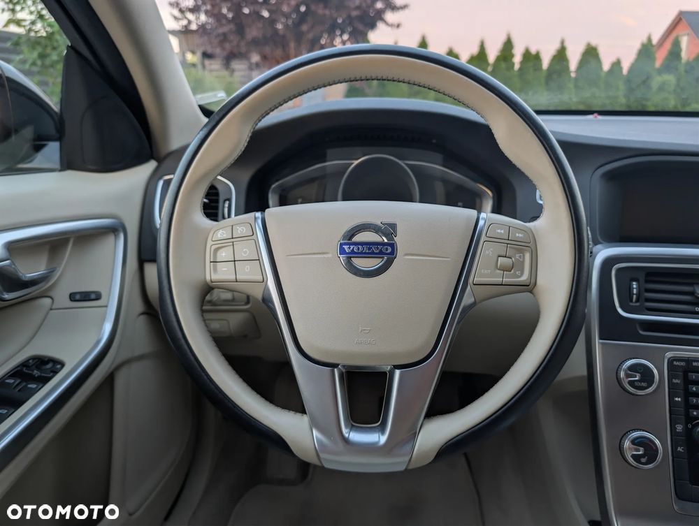 Volvo V60 Cross Country D4 Drive-E Summum - 23