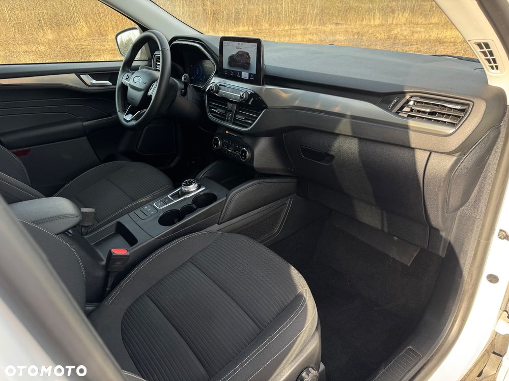 Ford Kuga 2.5 FHEV FWD Titanium - 26