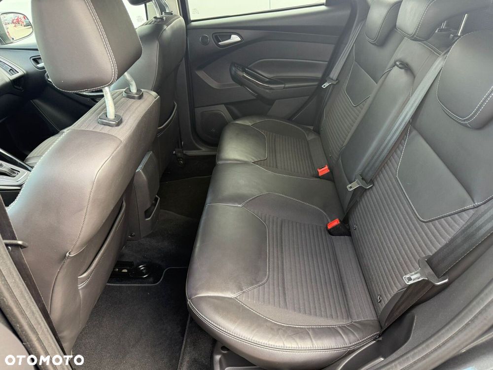 Ford Focus 2.0 EcoBlue Titanium - 13