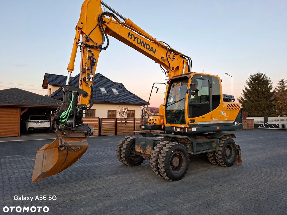 Hyundai 140W ROTOTILT ze szczypcami - 13