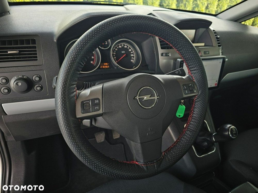 Opel Zafira 1.8 Essentia EU5 - 12