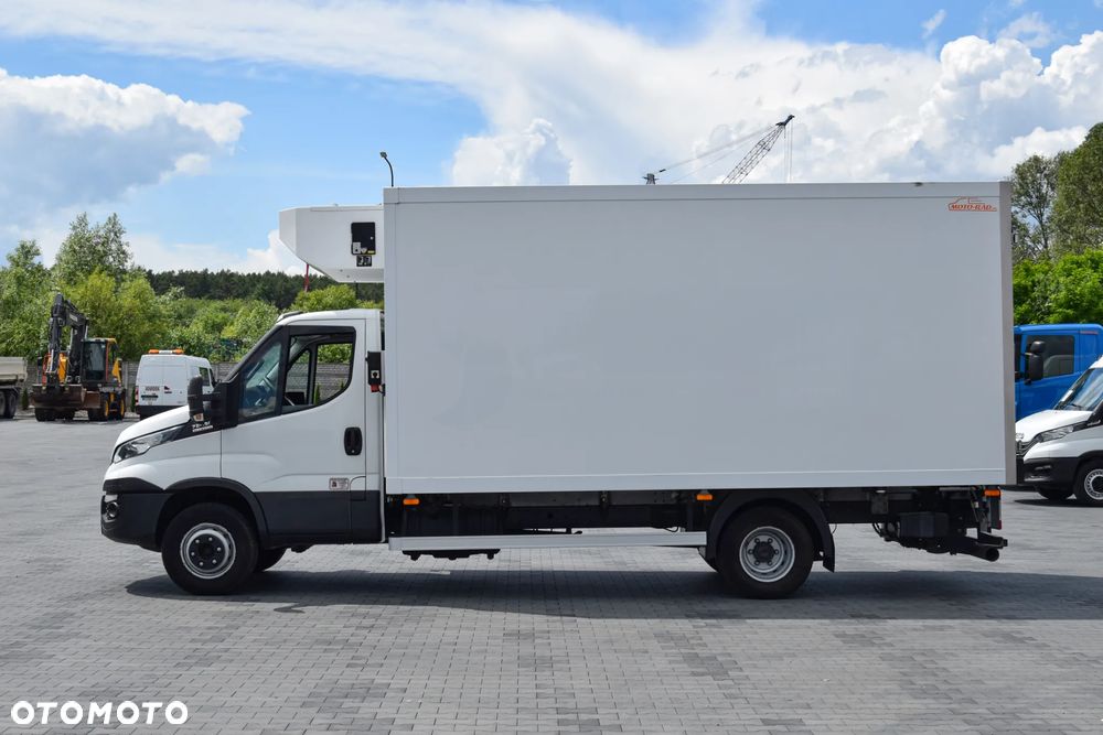 Iveco DAILY 70C18 / 3.0 - 180 KM / AUTOMAT HI-MATIC / 3 OSOBY / CHŁODNIA - MROŹNIA 4,55 M / FRIGOBLOCK / WINDA SORENSEN / KLIMA / TEMPOMAT / KAMERA COFANIA / REGULOWANE ZAWIESZENIE / SERWISOWANY / SPROWADZONY Z NIEMIEC - 8