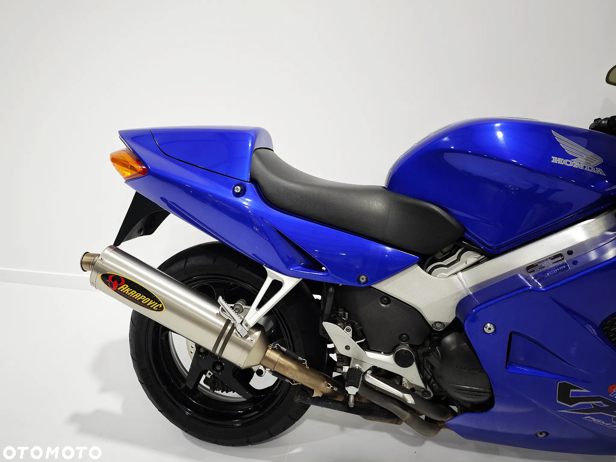 Honda VFR - 6