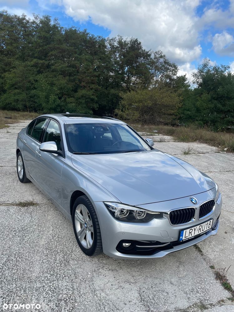 BMW Seria 3 328i xDrive Sport Line - 3