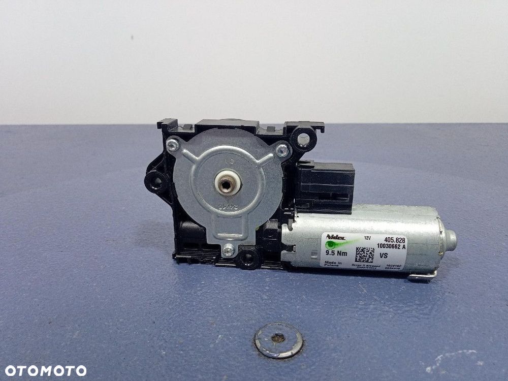 VOLVO V90 II MODUŁ SILNICZEK SZYBERDACHU 10030662A - 2