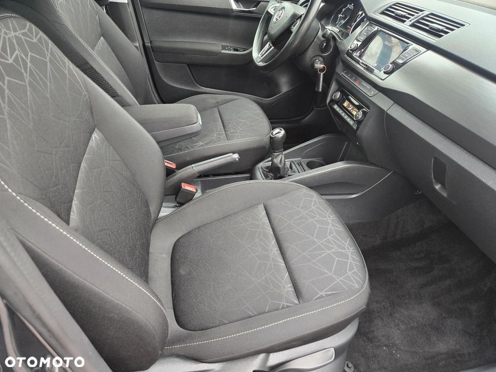 Skoda Fabia 1.0 MPI Soleil - 11