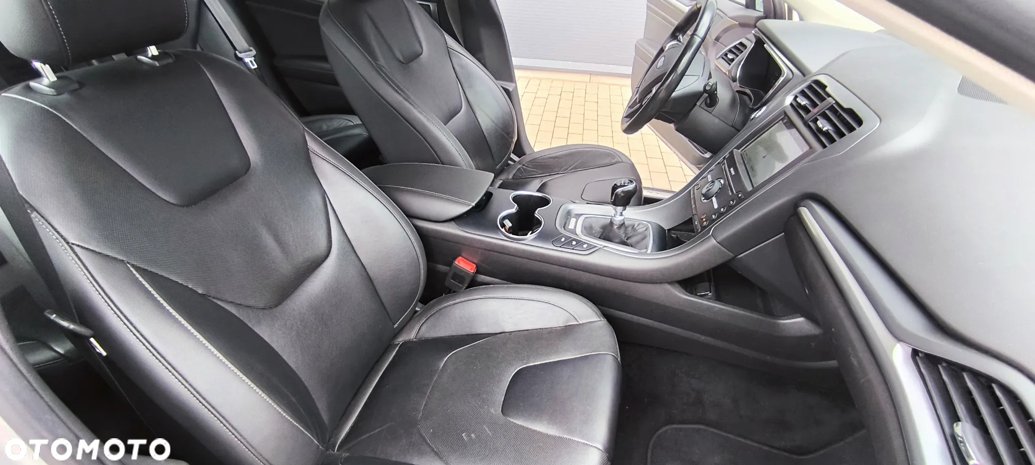 Ford Mondeo 2.0 TDCi Start-Stopp Titanium - 15