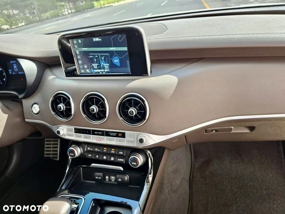 Kia Stinger 2.0 T-GDI GT Line - 15