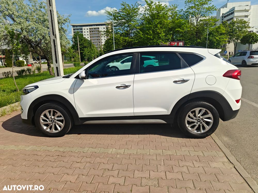 Hyundai Tucson 2.0 CRDI 4WD Automatik Premium - 6