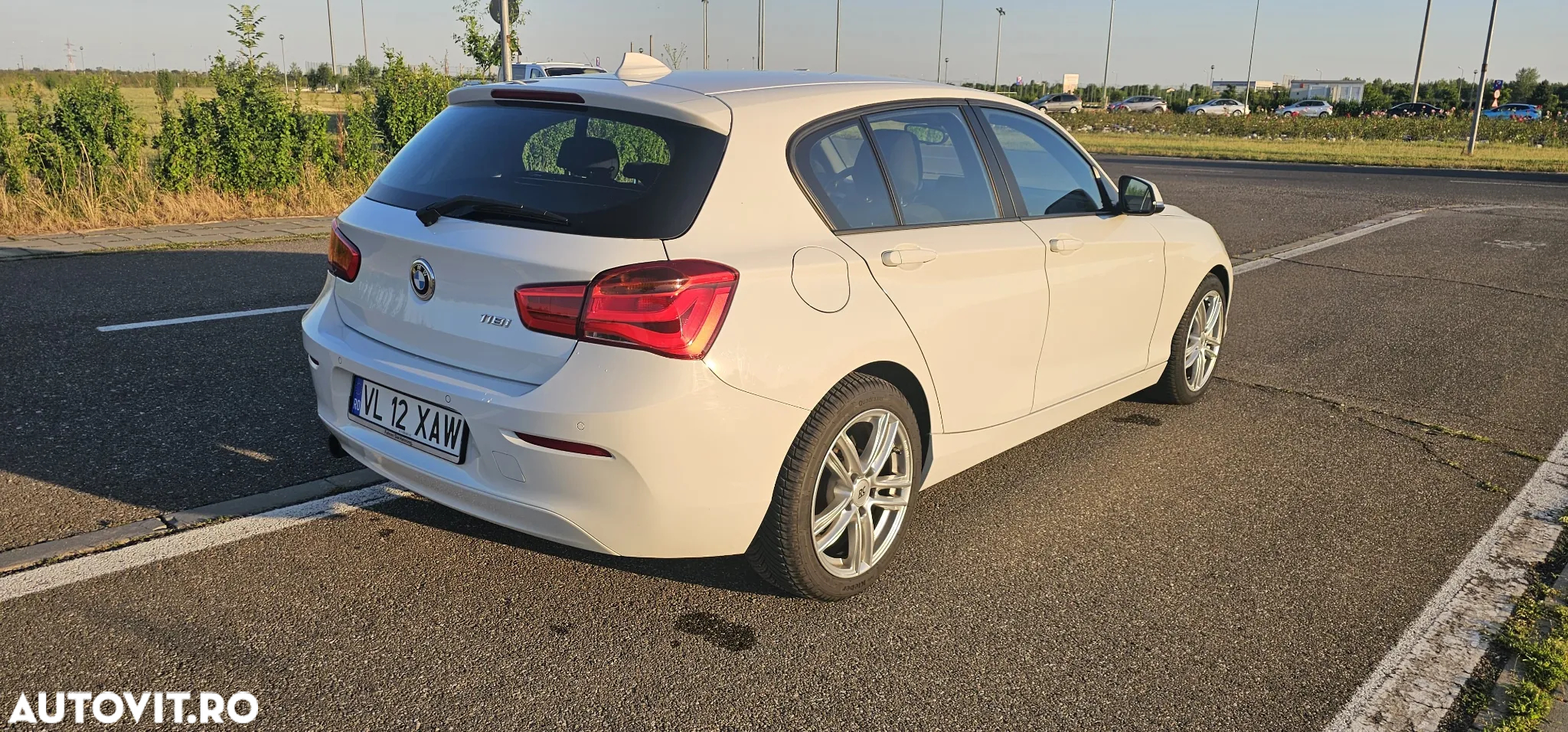 BMW Seria 1 118i - 21