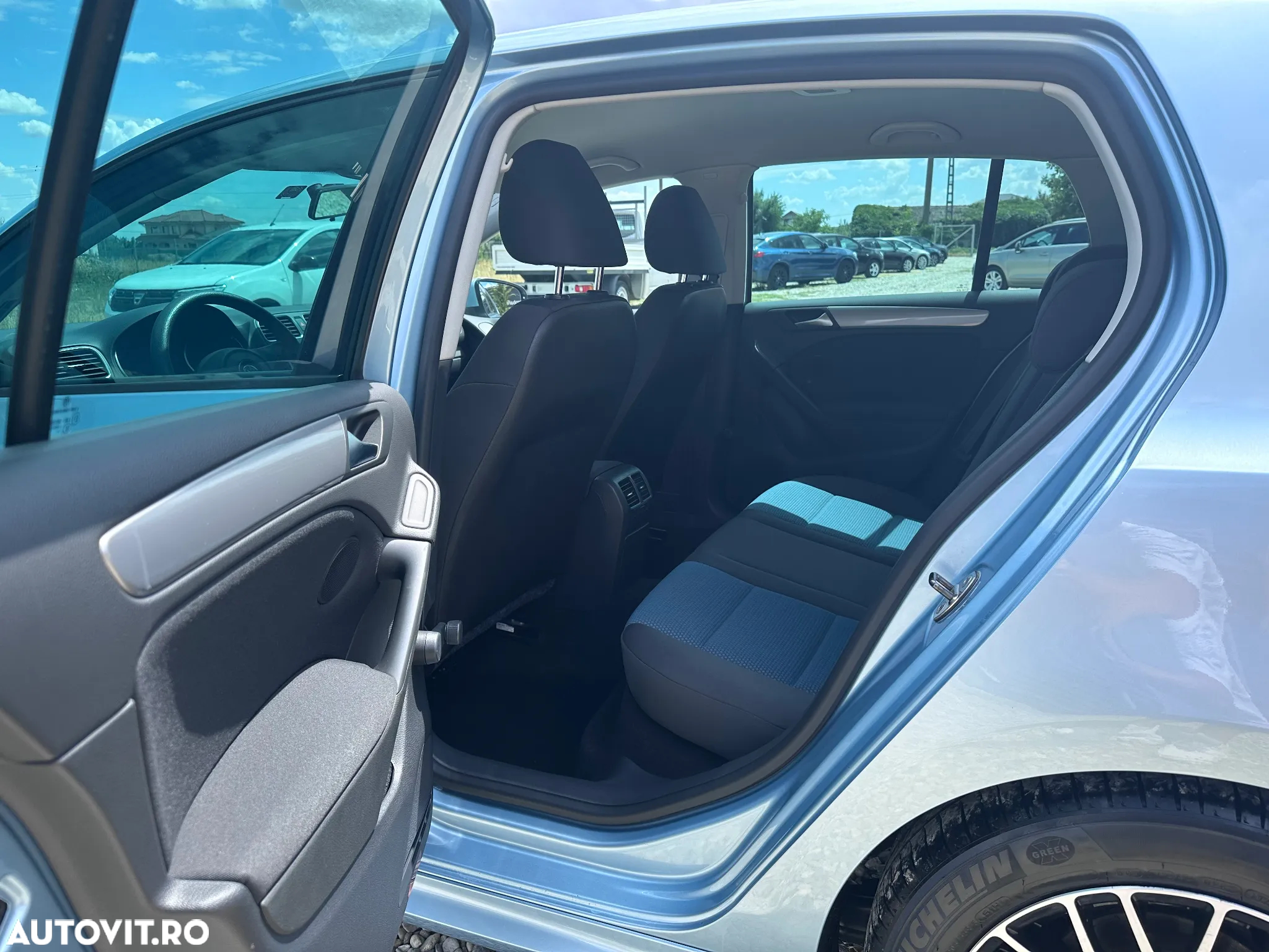 Volkswagen Golf 1.6 TDI DPF BMT Trendline - 12