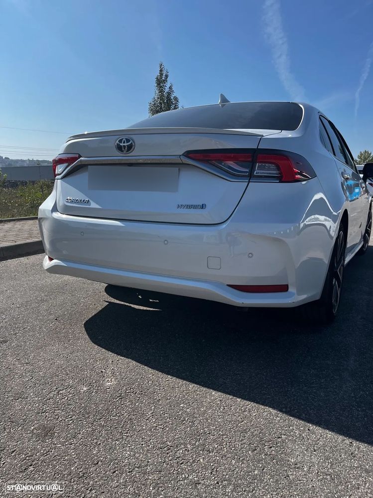 Toyota Corolla SD 1.8 Hybrid Luxury - 16