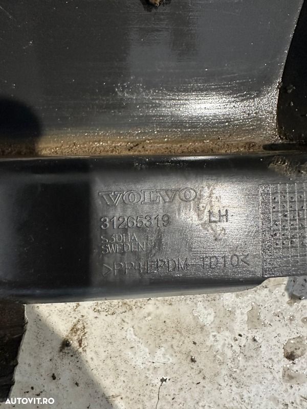 Prag stanga VOLVO XC70 31265315 31265319 - 2