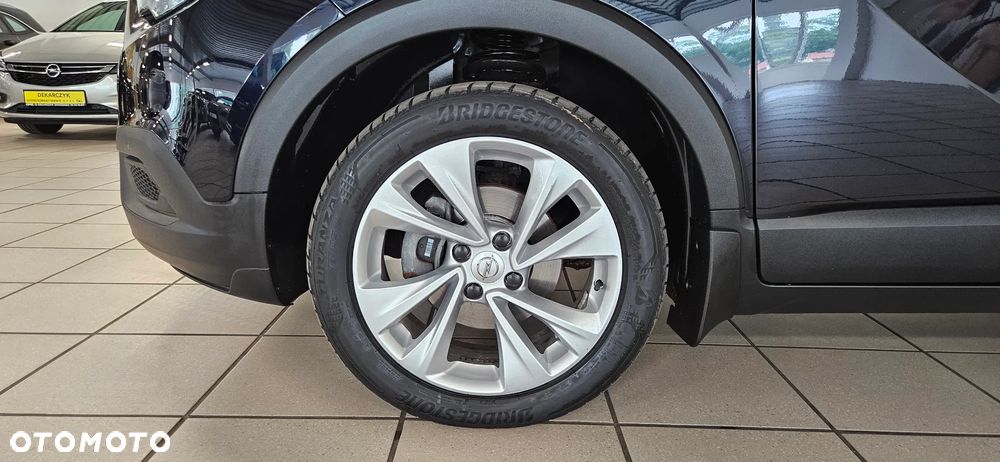 Opel Crossland X 1.2 T Enjoy S&S - 13