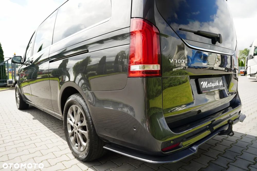 Mercedes-Benz Klasa V 300 d 4-Matic 9G-Tronic (długi) - 13