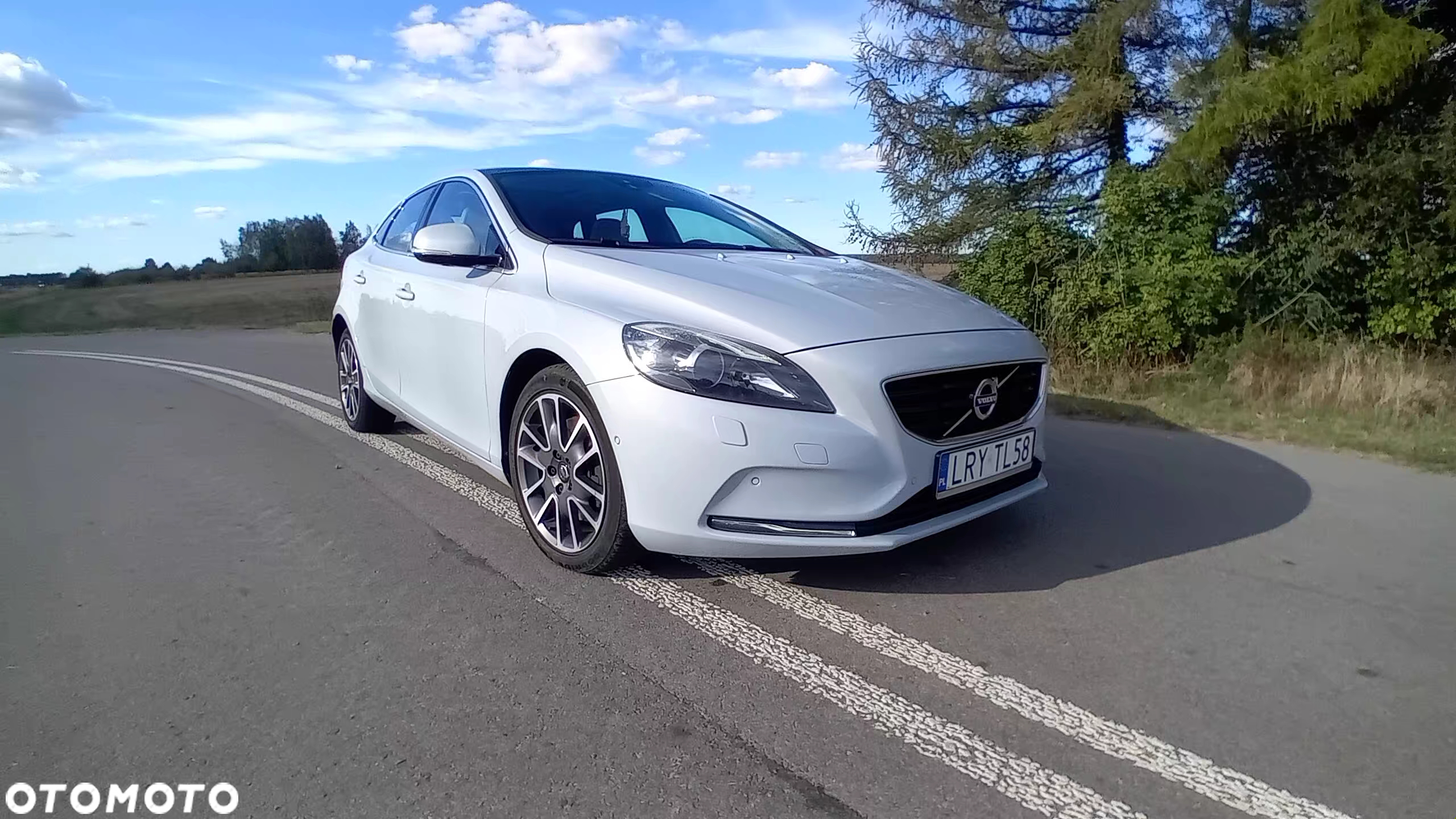 Volvo V40 D4 Drive-E Ocean Race - 2