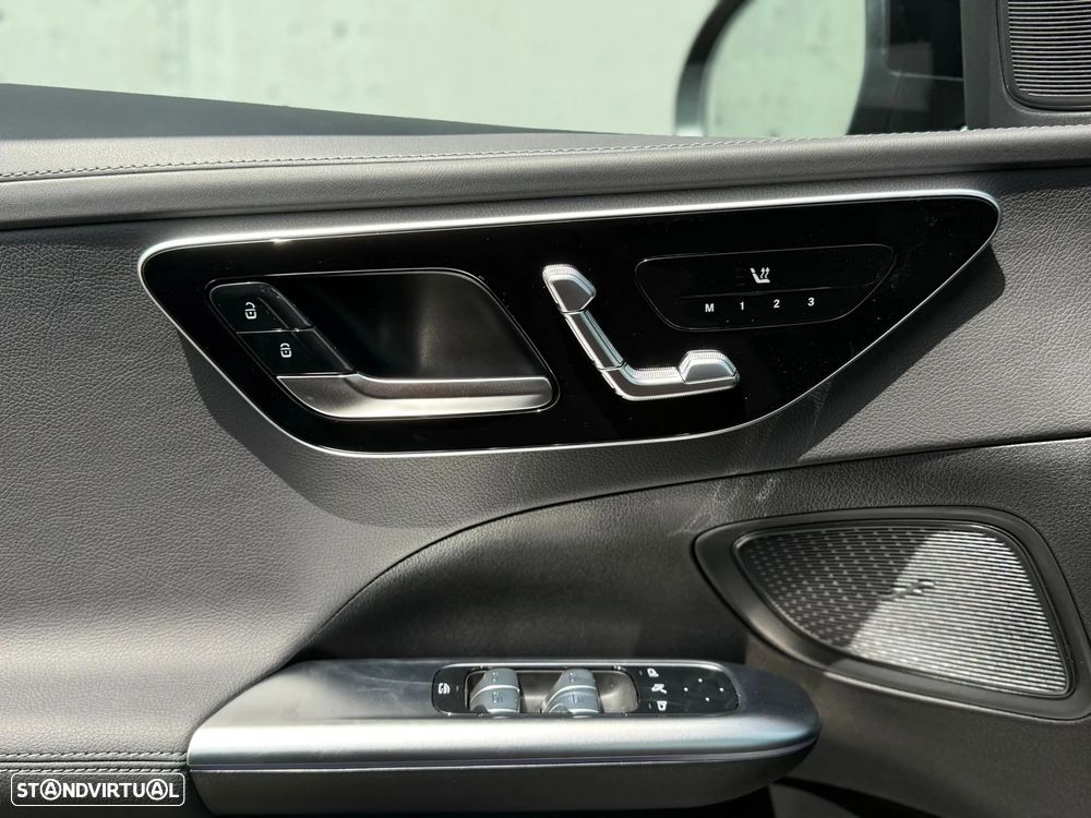 Mercedes-Benz C 300 de AMG Line - 10