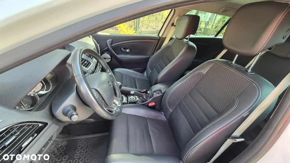 Renault Megane 1.2 16V TCe Energy Bose EU6 - 16