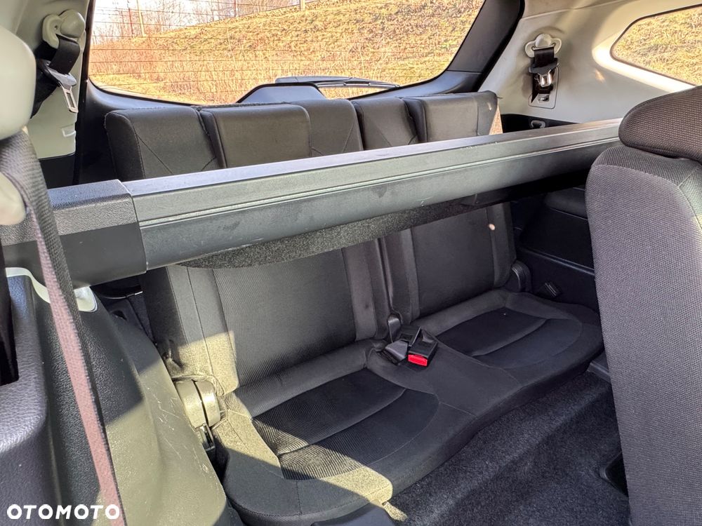 Nissan Qashqai+2 2.0 Acenta - 14