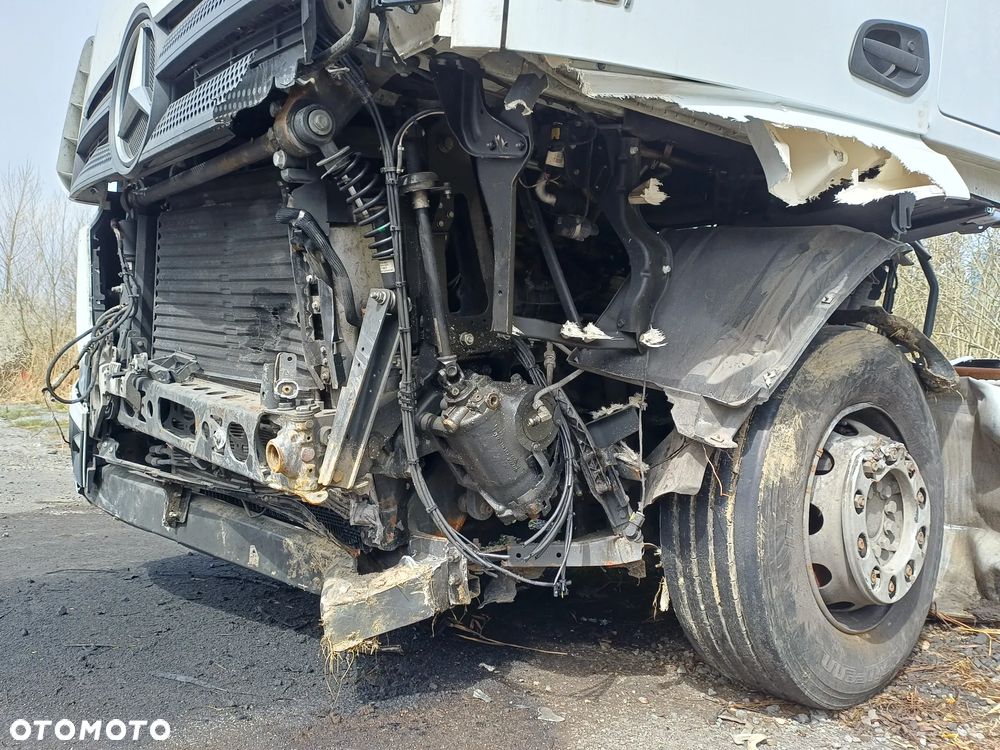 Mercedes-Benz ACTROS 1851 USZKODZONY - 5