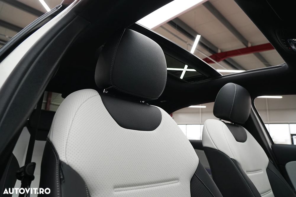 Mercedes-Benz A 250 e 8G-DCT Advanced AMG Line - 12