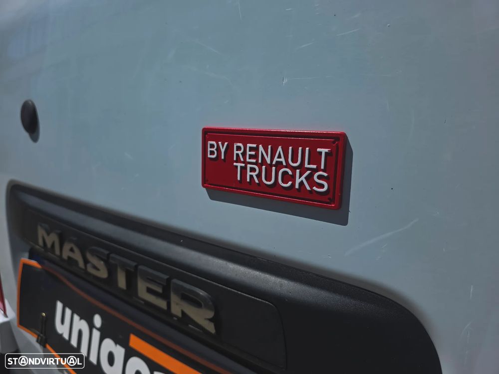 Renault MASTER III  2.3 DCI 135 FWD IVA DEDUTIVEL - 11
