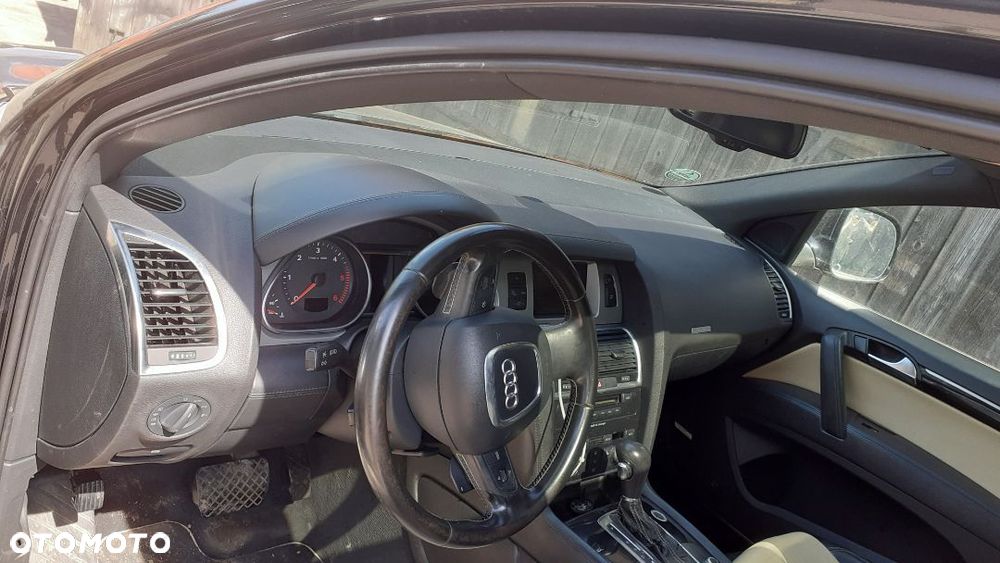 Kierownica Audi Q7 skóra łopatki - 1