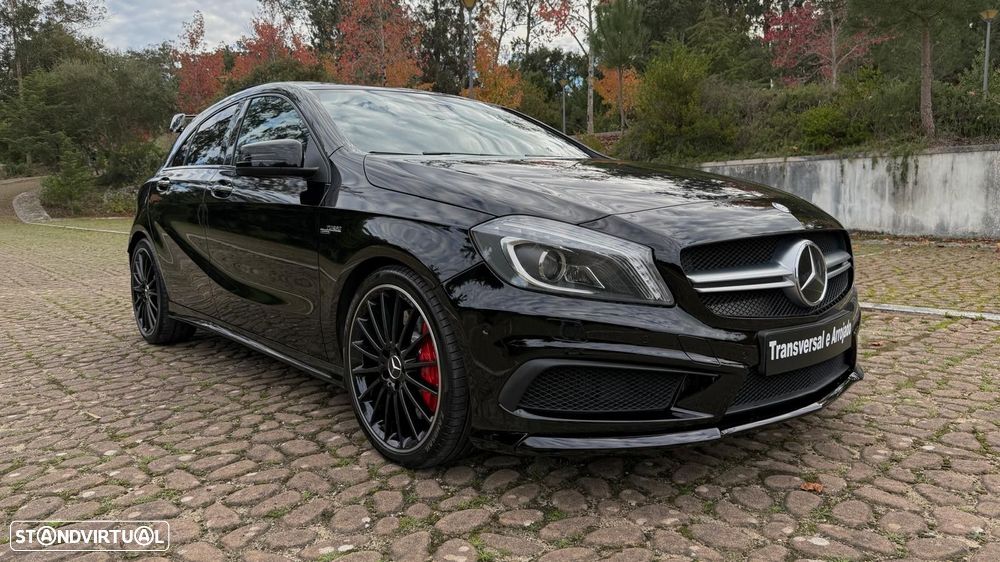 Mercedes-Benz A 45 AMG 4Matic Speedshift 7G-DCT - 21