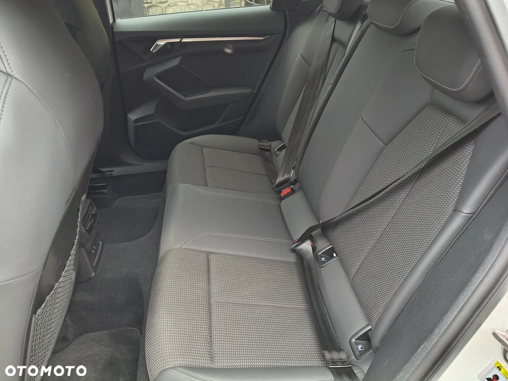 Audi S3 Limousine - 8