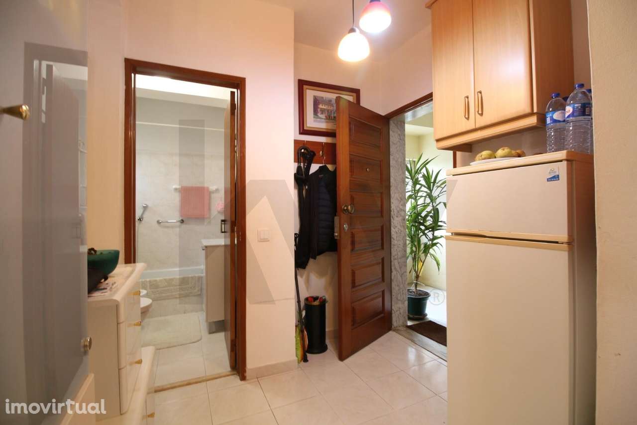 Apartamento T0 Remodelado – Paço de Arcos (3.º andar) – 39 m2 | Venda - Grande imagem: 4/25