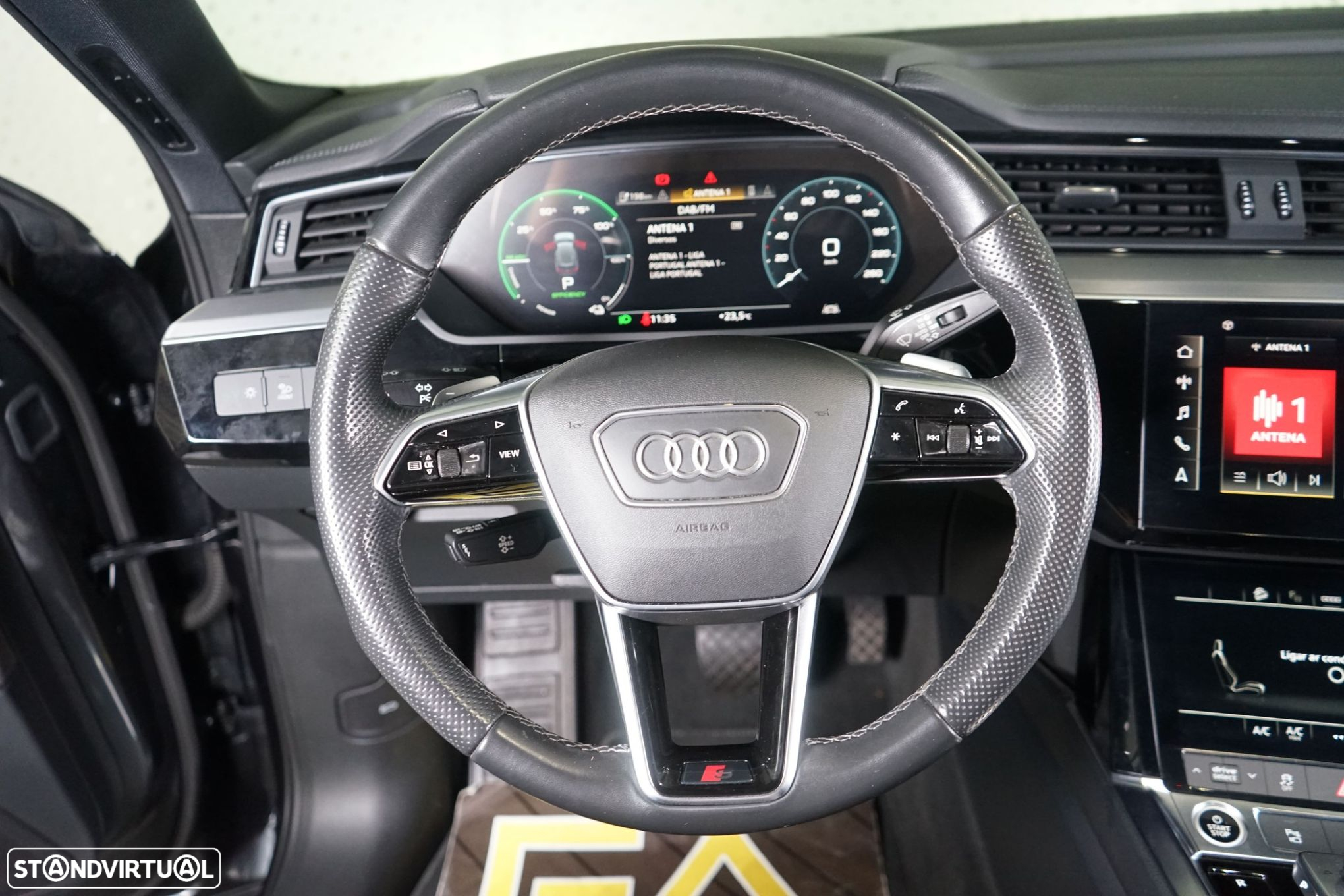 Audi e-tron Sportback 55 quattro S line - 23