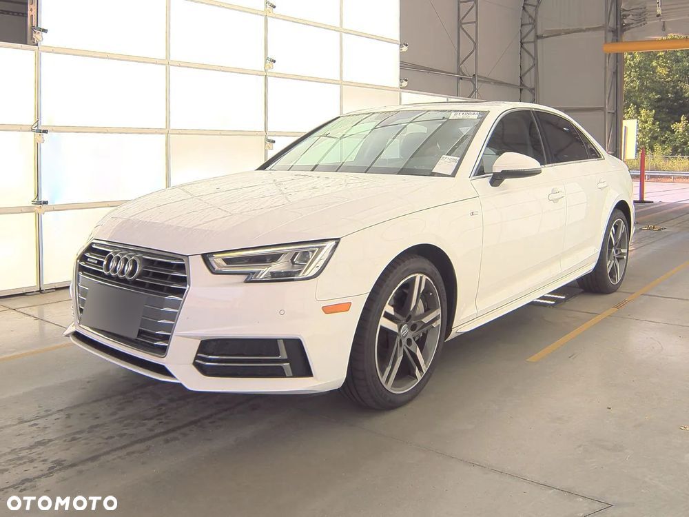 Audi A4 - 1