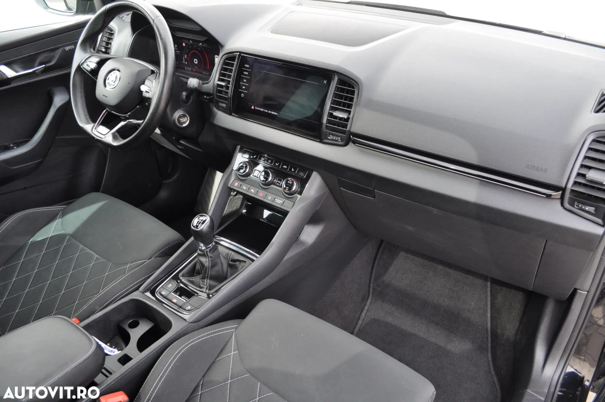 Skoda Karoq 2.0 TDI SCR Sportline - 24