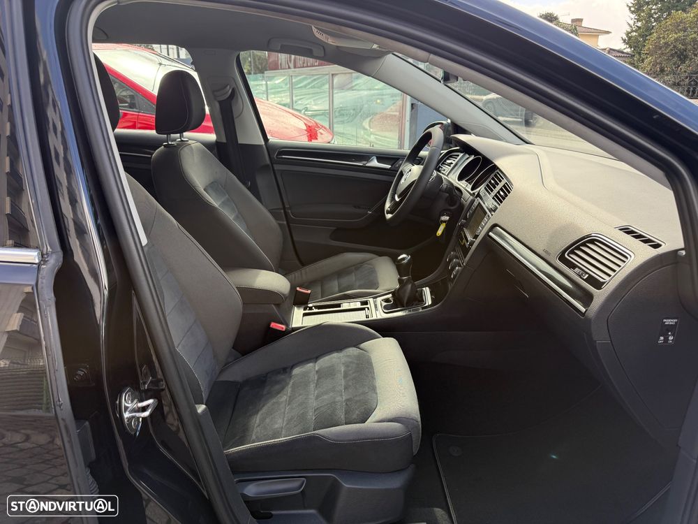 VW Golf Variant 1.6 TDi Highline - 35