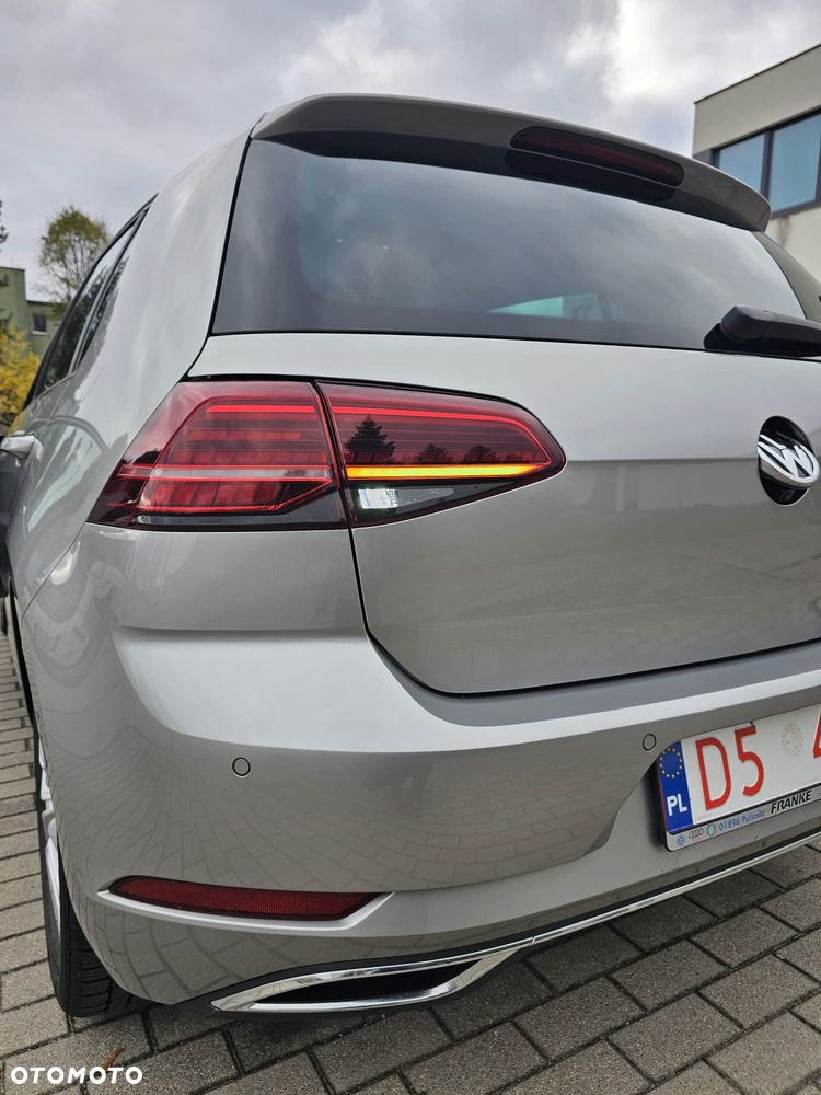 Volkswagen Golf - 23