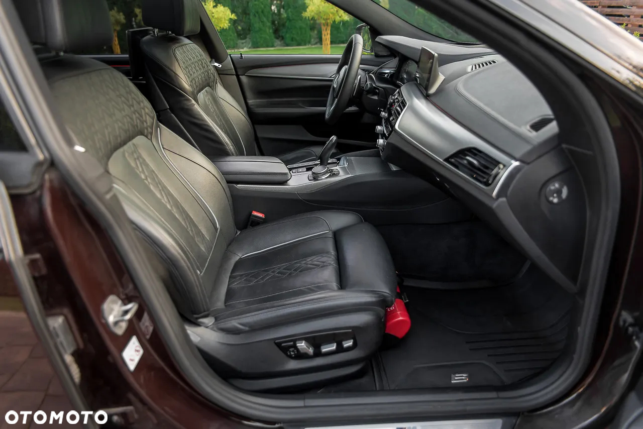 BMW Seria 6 640d xDrive - 29