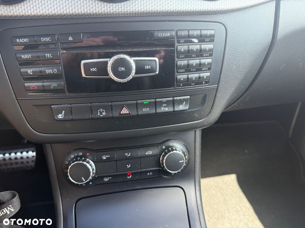 Mercedes-Benz Klasa B 180 CDI (BlueEFFICIENCY) 7G-DCT - 24