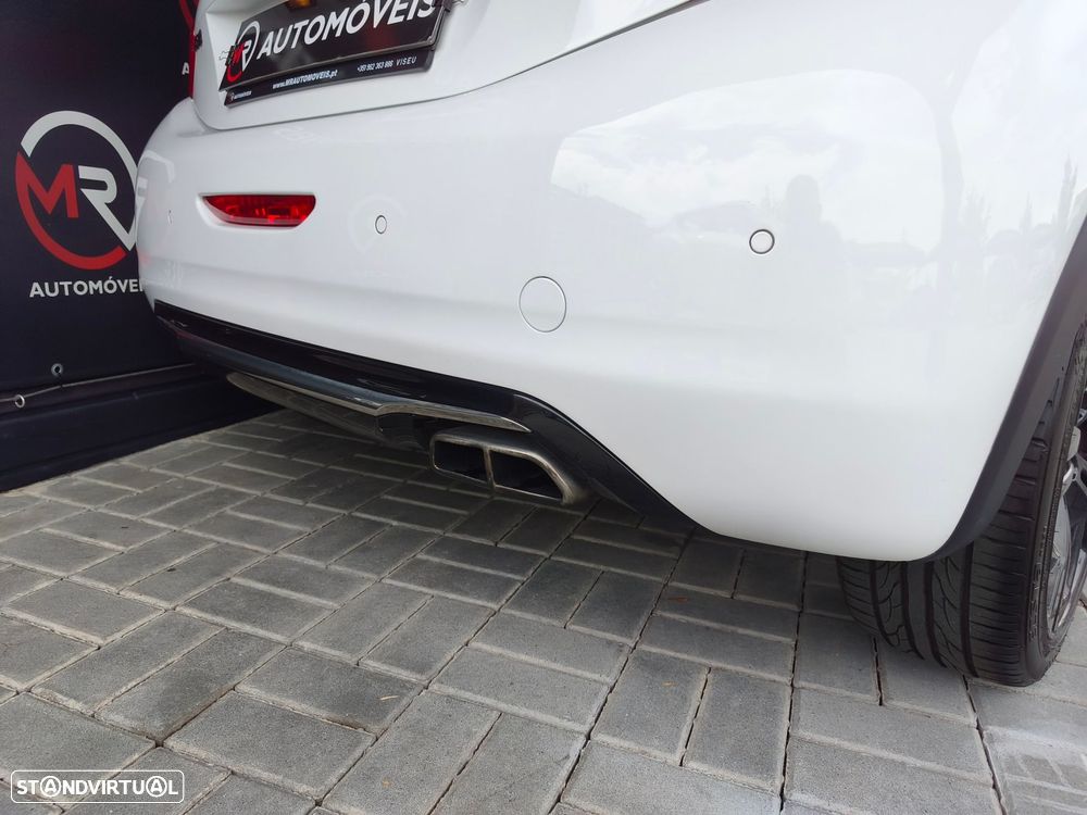 Peugeot 208 1.6 THP GTi - 35