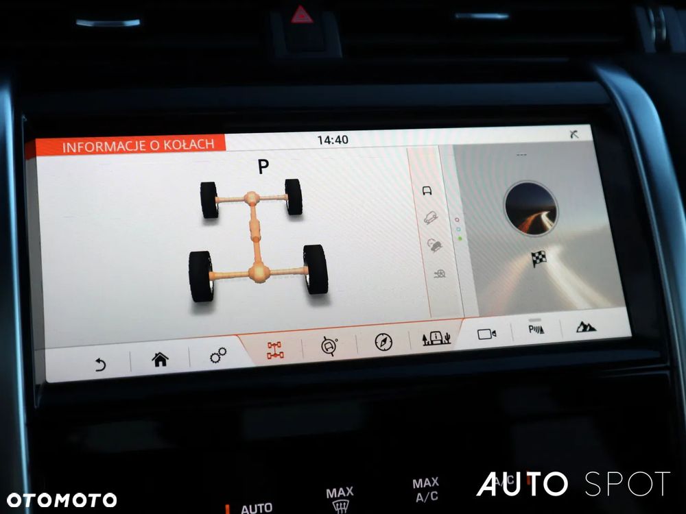 Land Rover Discovery Sport 2.0 P200 mHEV SE - 31