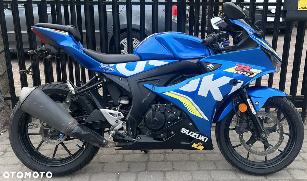 Suzuki GSX-R - 1