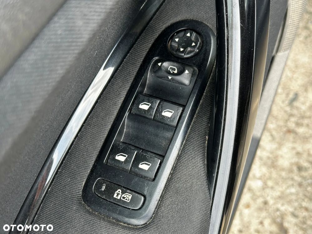 Citroën C5 HDi 165 FAP Exclusive - 30
