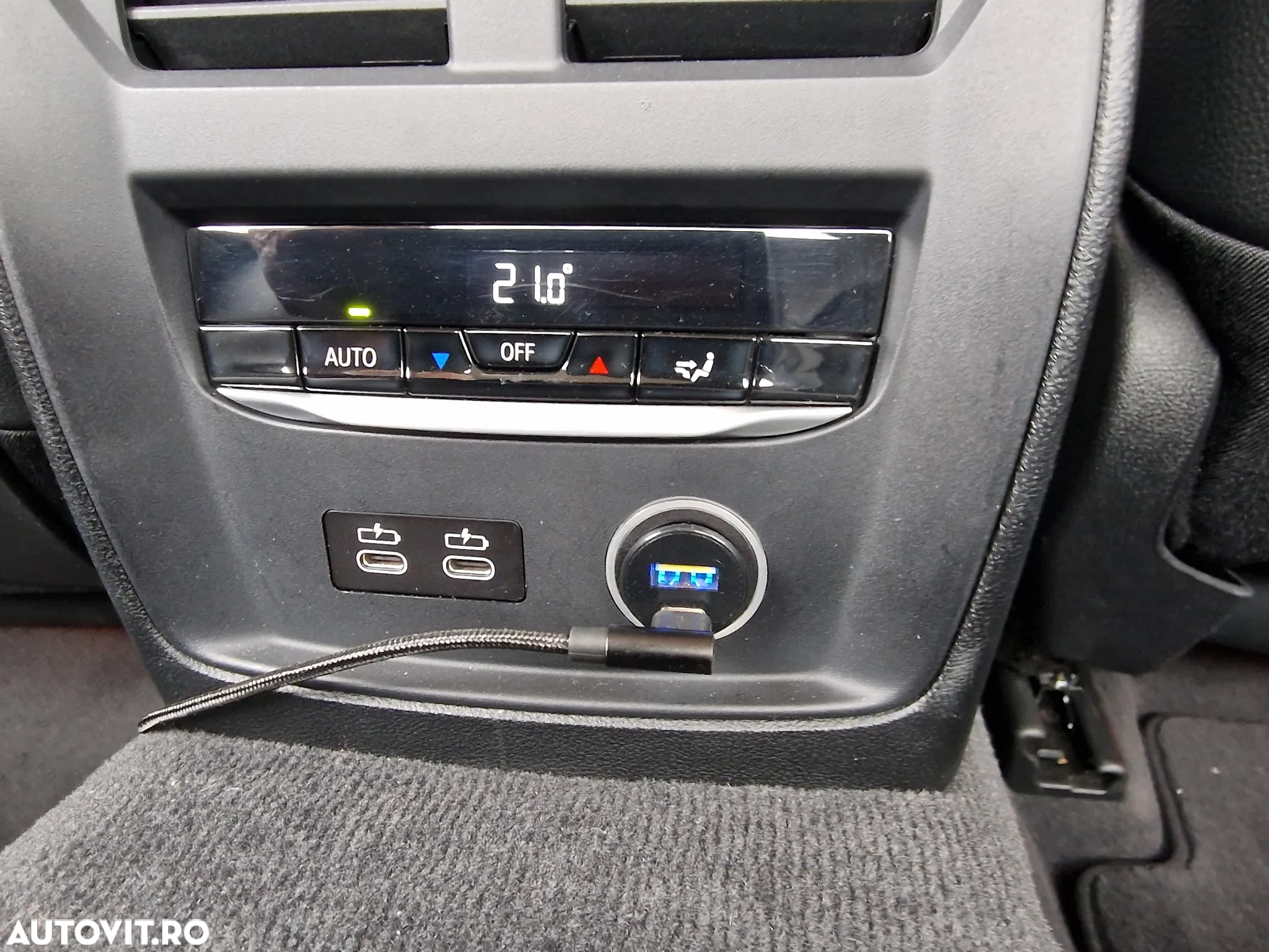 BMW Seria 3 330i AT Sport Line - 27