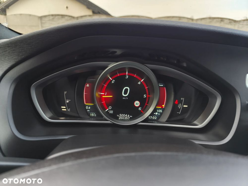 Volvo V40 D3 RDesign - 12