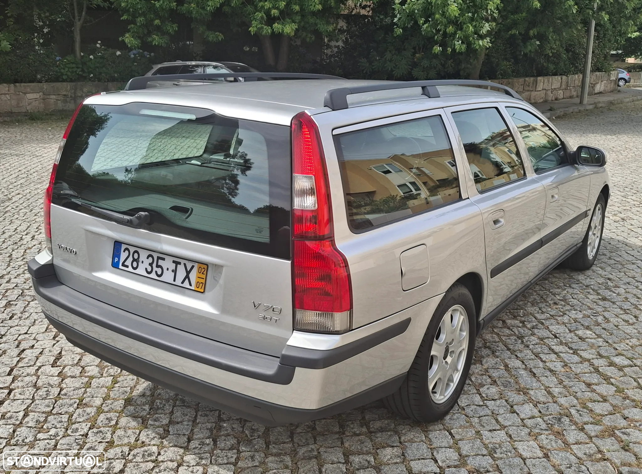 Volvo V70 2.0 T - 4