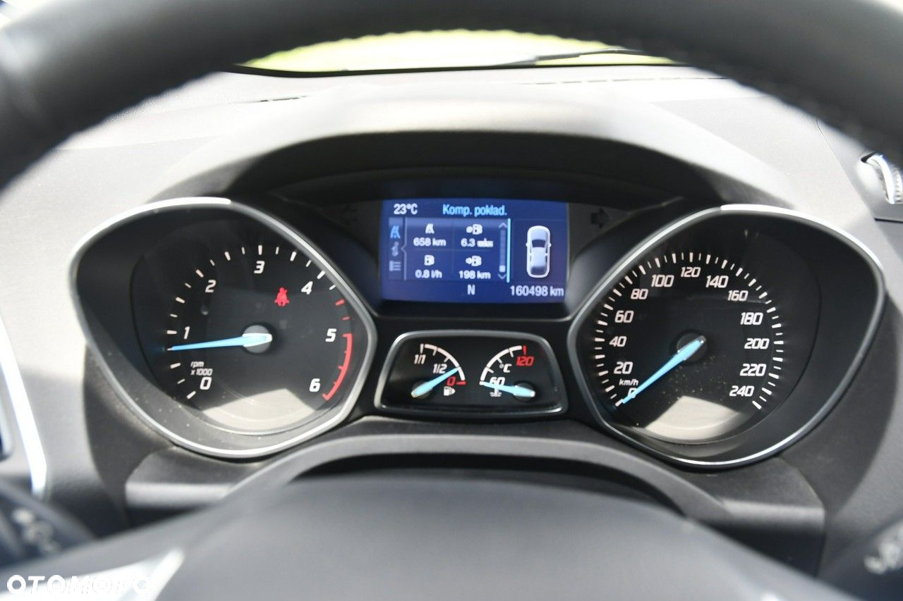 Ford Kuga - 26
